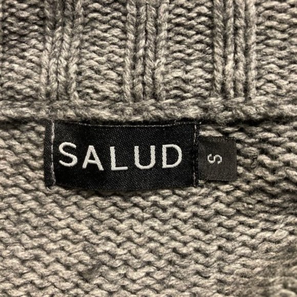 Y2K Vintage Gray Bell Sleeve Sweater - Picture 7 of 7